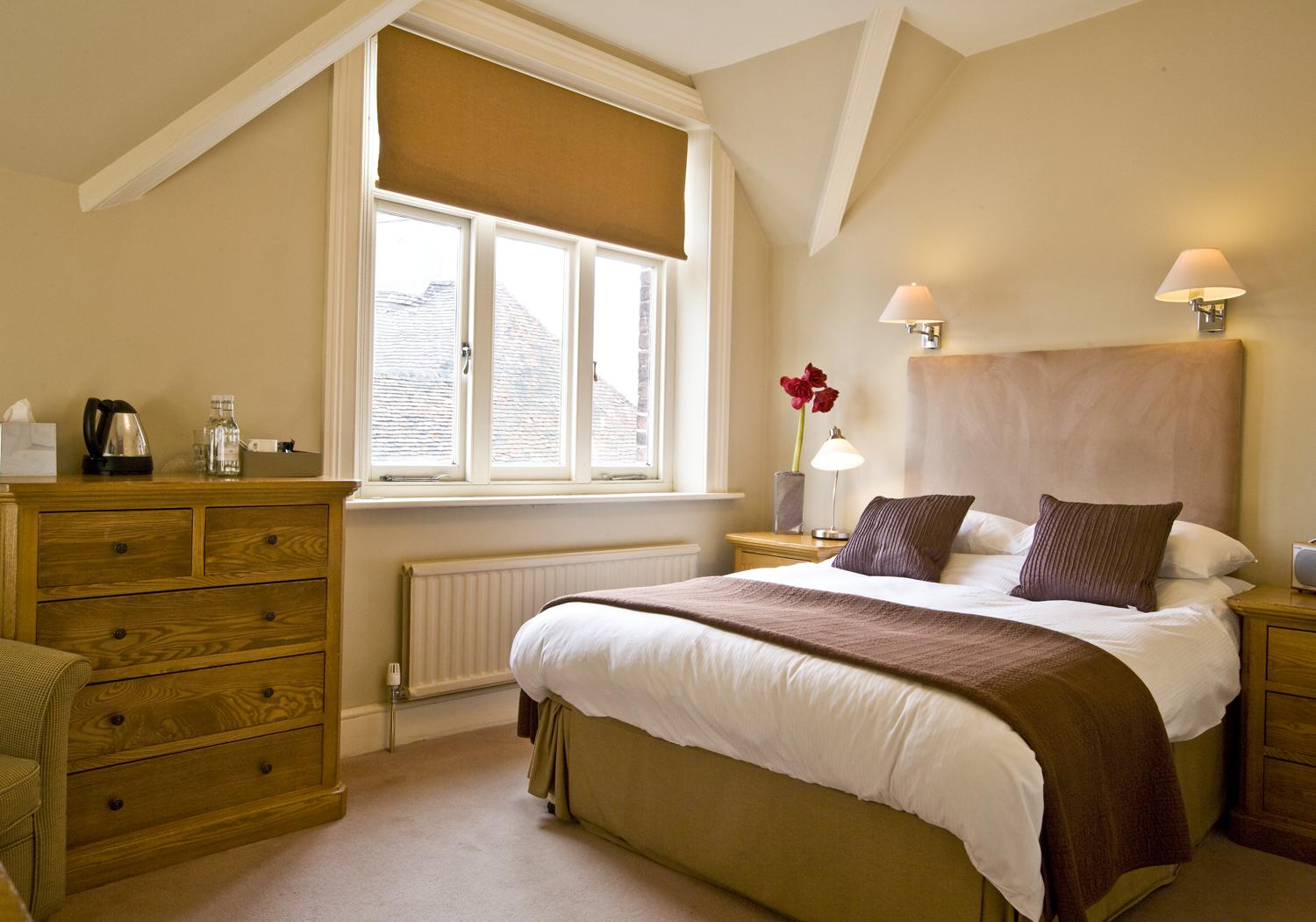 BellHote Double - Room 44.jpg